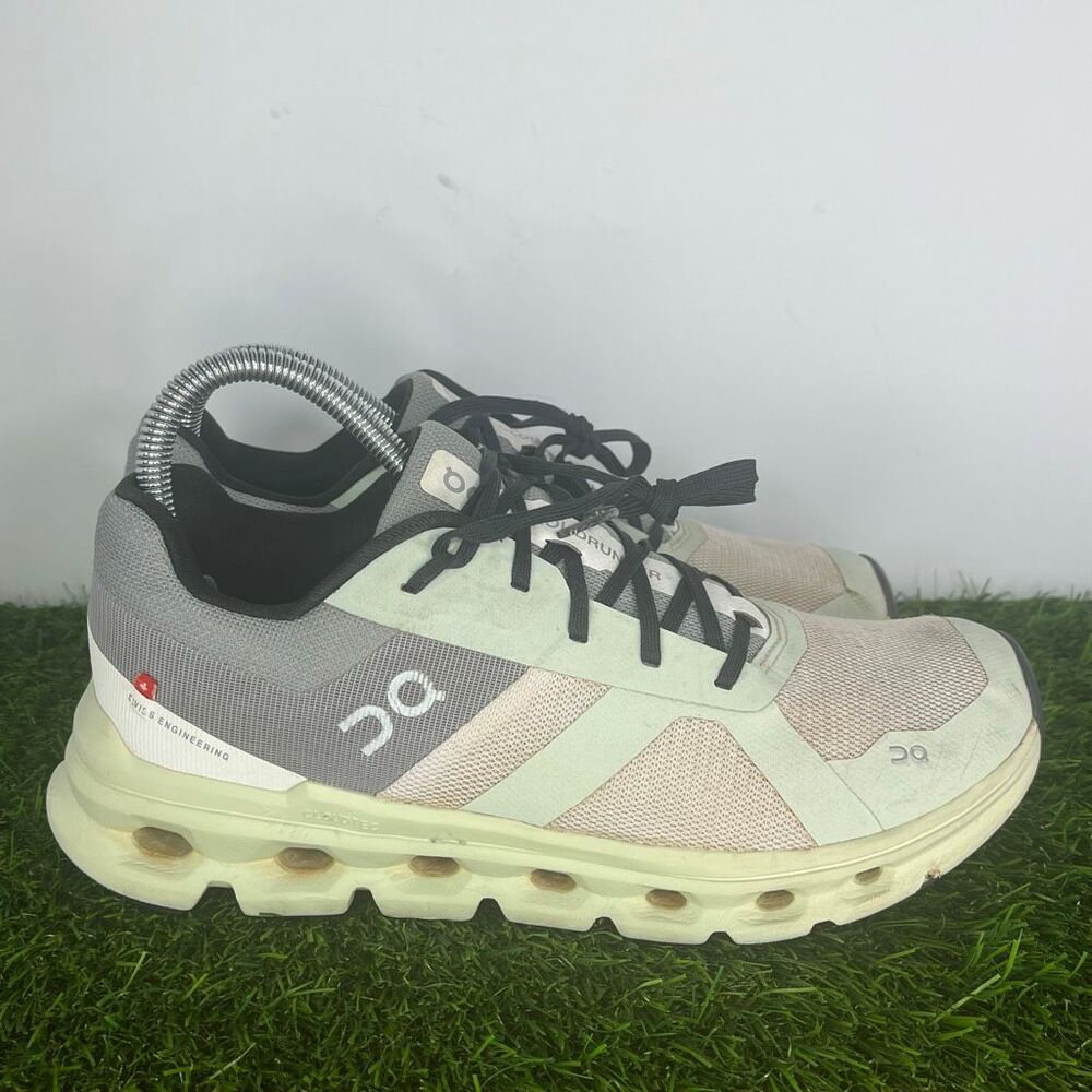 On Cloudrunner Frost Aloe Shoes Women’s US Size 9 - Picture 4 of 12
